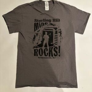 Sterling Hill Mine Rocks Gray T-Shirt